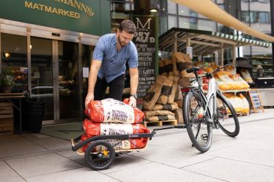HAMAX Transportanh&auml;nger Venture Cargo mit Sperrholzplatte schwarz-braun Produktbild 1